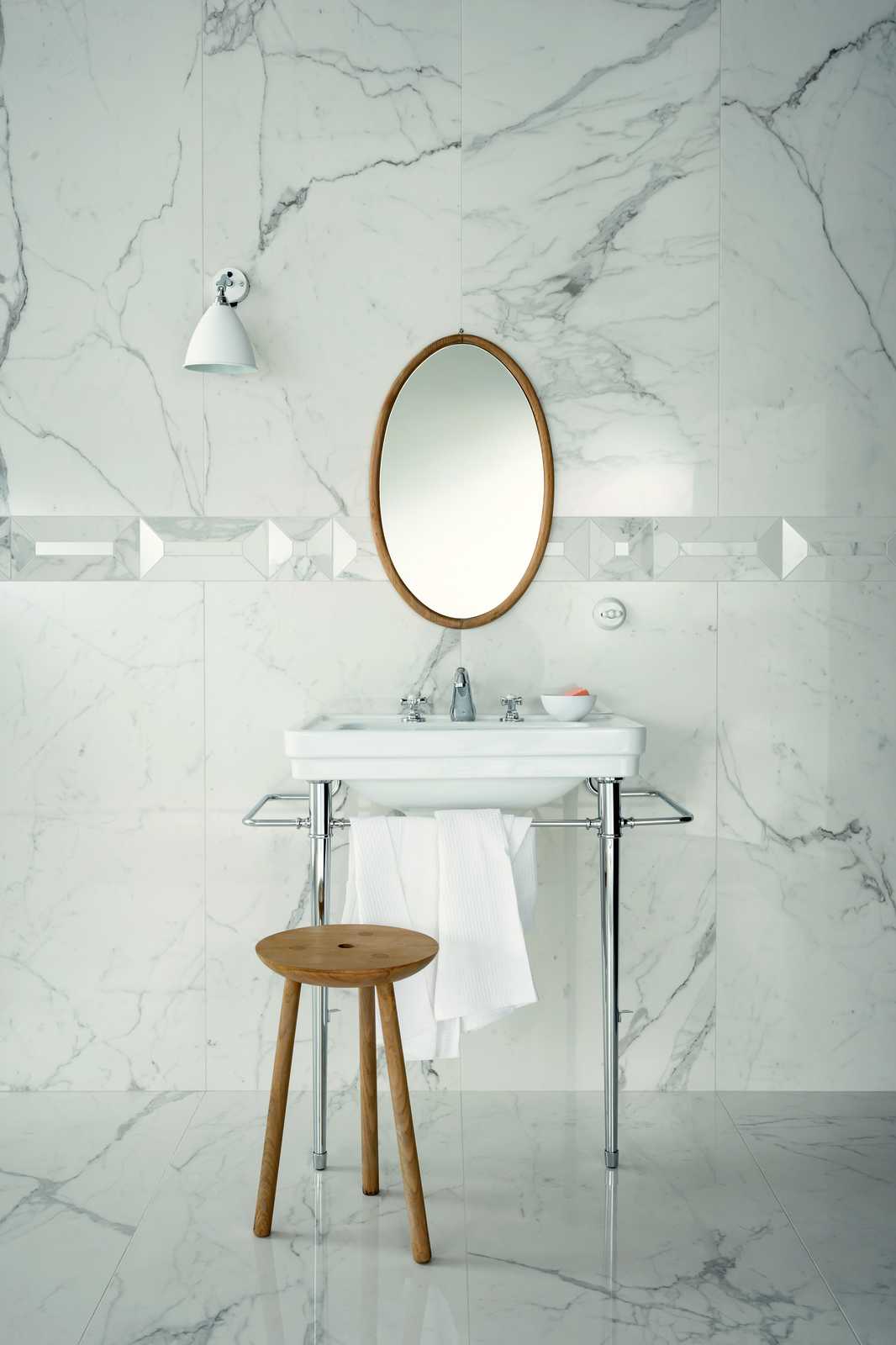 Allmarble room — Statuario, Saint Laurent